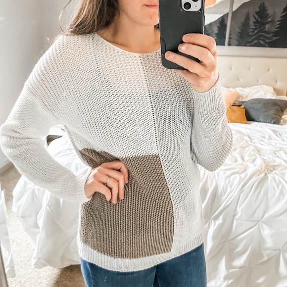 Color block knit sweater - Picture 2 of 4